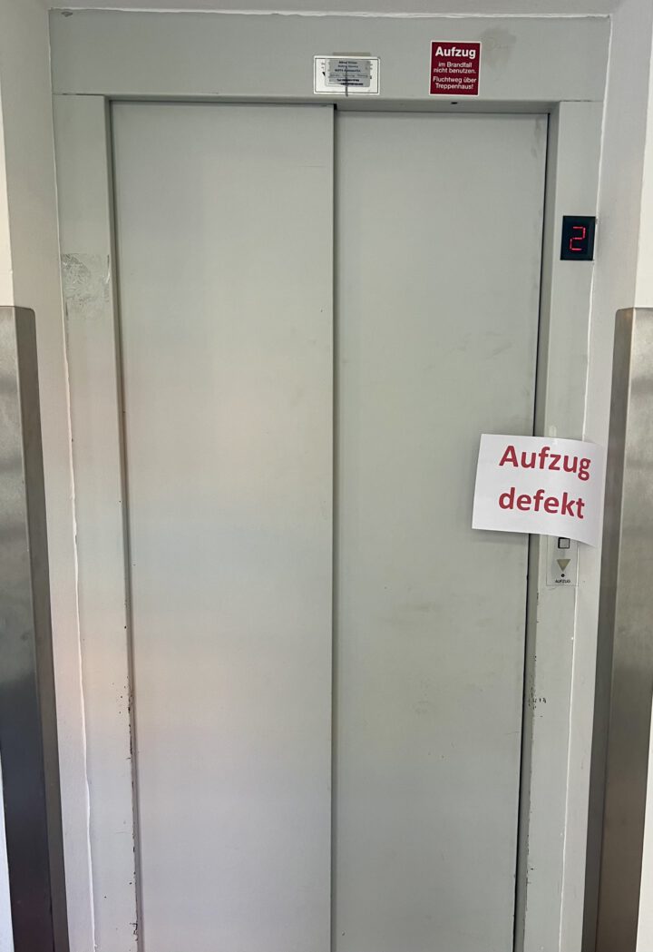 Aufzug in der Musikschule Schongau